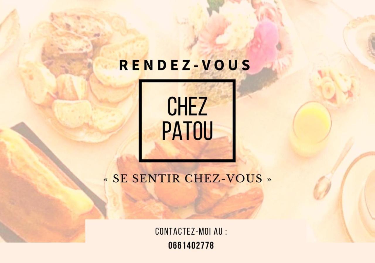 Bed and Breakfast Chez Patou Лаваль Экстерьер фото